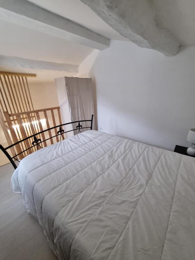 T2 Chaleureux Et Fonctionnel Avec Climatisation Draguignan Exterior photo