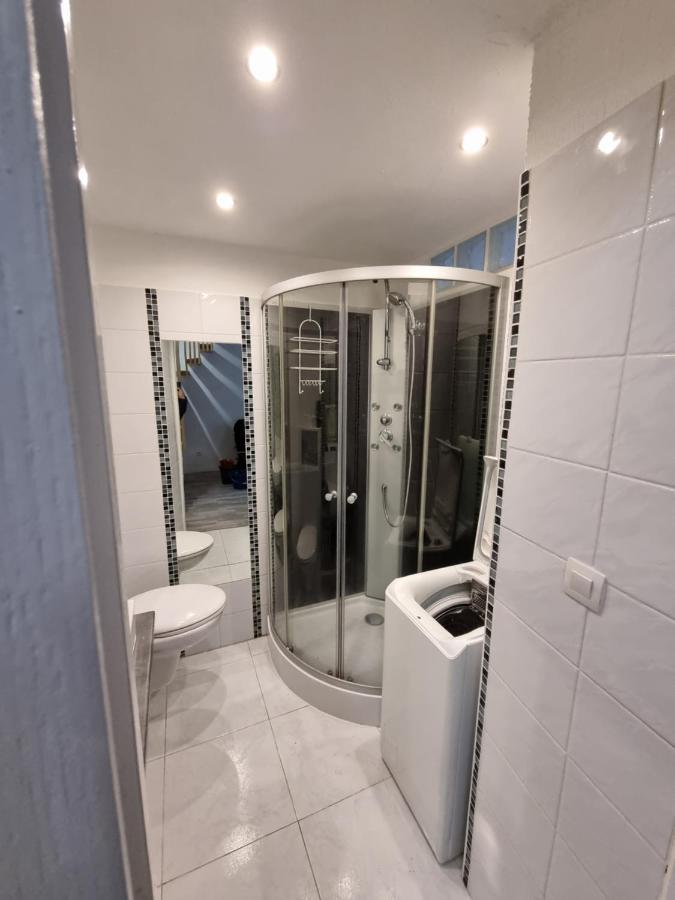 T2 Chaleureux Et Fonctionnel Avec Climatisation Draguignan Exterior photo